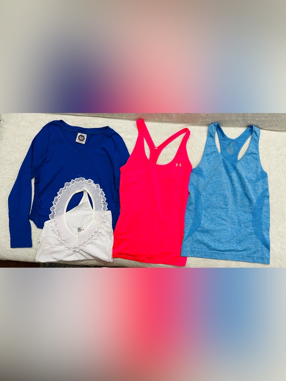 Lot Women Sport Clothes Tops Size S/M Excellent Condition